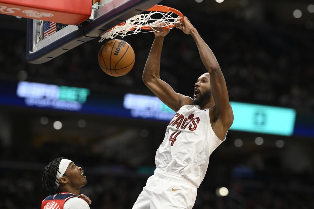 接受严苛训 接受严苛训